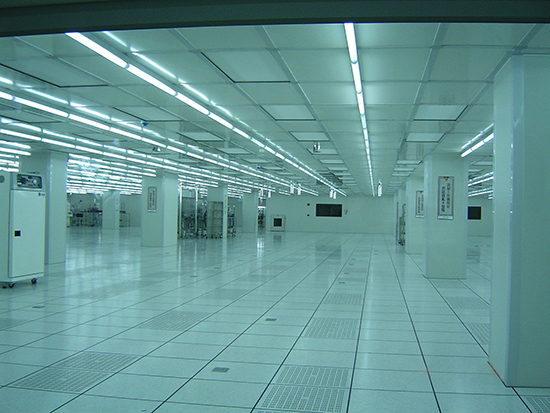 Xintai Optics (Shenzhen) Co., Ltd. 1,000-level purification workshop